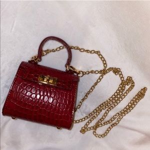 Crocodile Print Purse 🐊